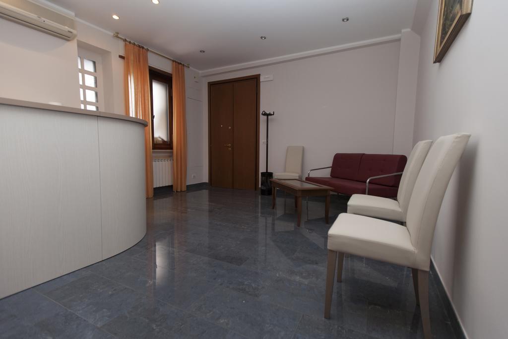 Italy Inn Genoa Ngoại thất bức ảnh